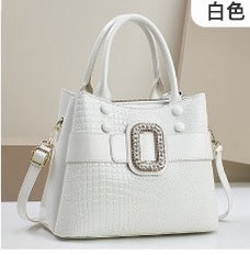 Lizard patterned single shoulder diagonal cross bag