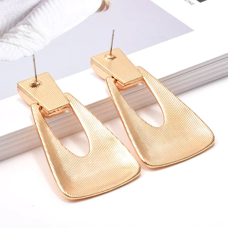 New Gold Color Metal Dangle Drop Earrings Jewelry Accessories For Women Fashion Trend Pendientes Bijoux Christmas Gift
