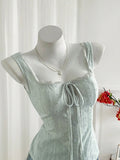 Sleeveless slim fit top