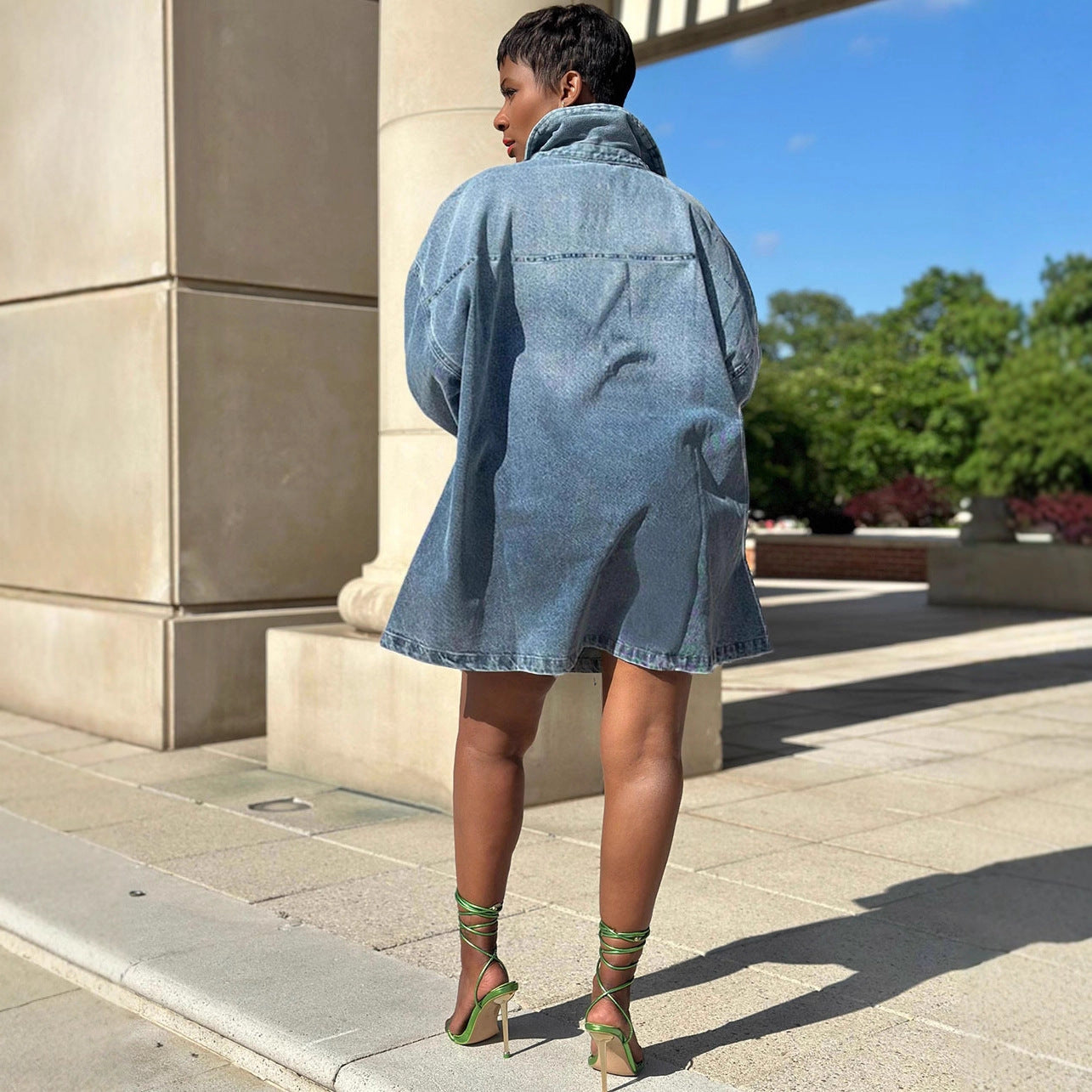 Chic Women's Loose Fit Dress with Turn-Down Collar, Gradient Color, Long Sleeve Denim Dress