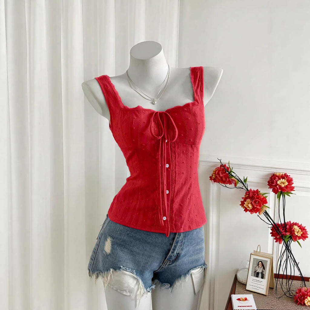 Sleeveless slim fit top