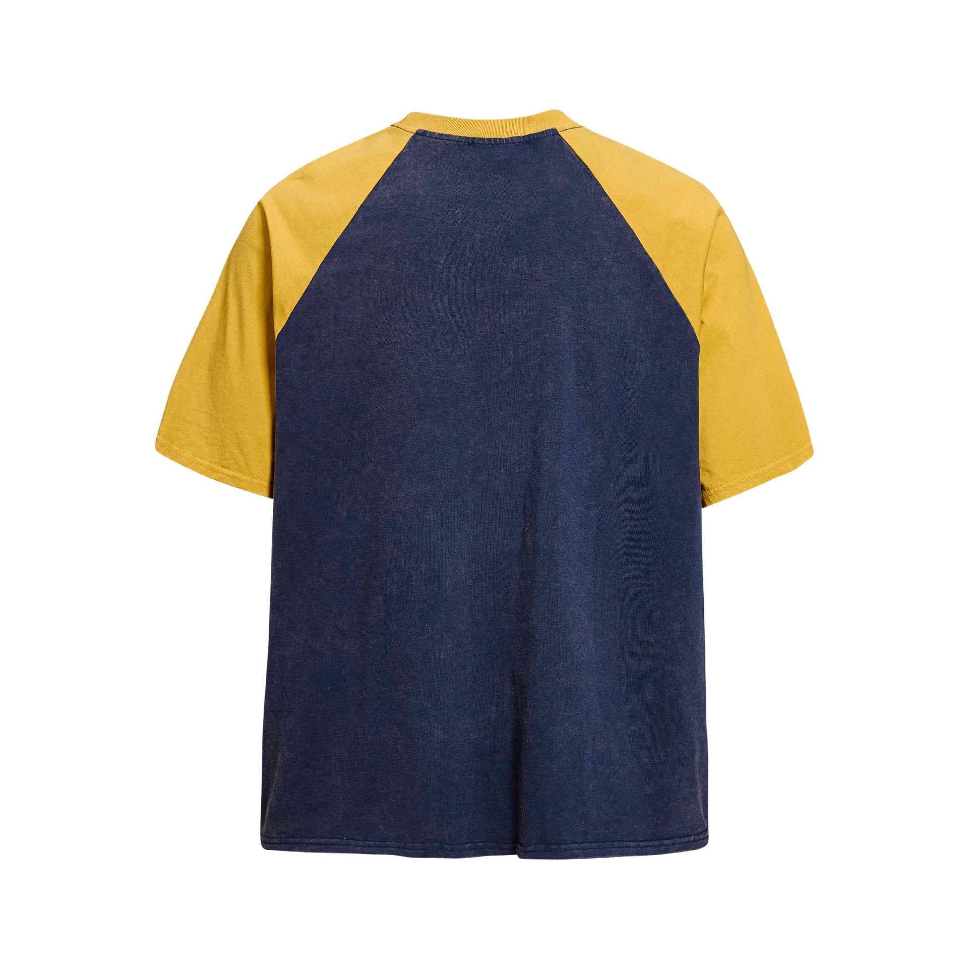 Star sticker embroidered short sleeved shirt