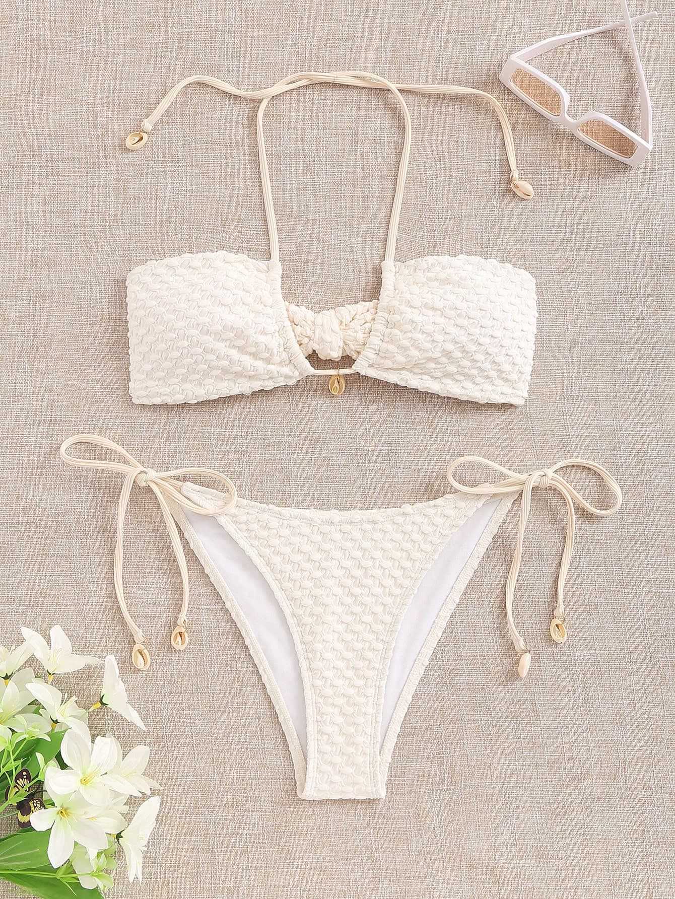 Hanging neck and tie up split swimsuit