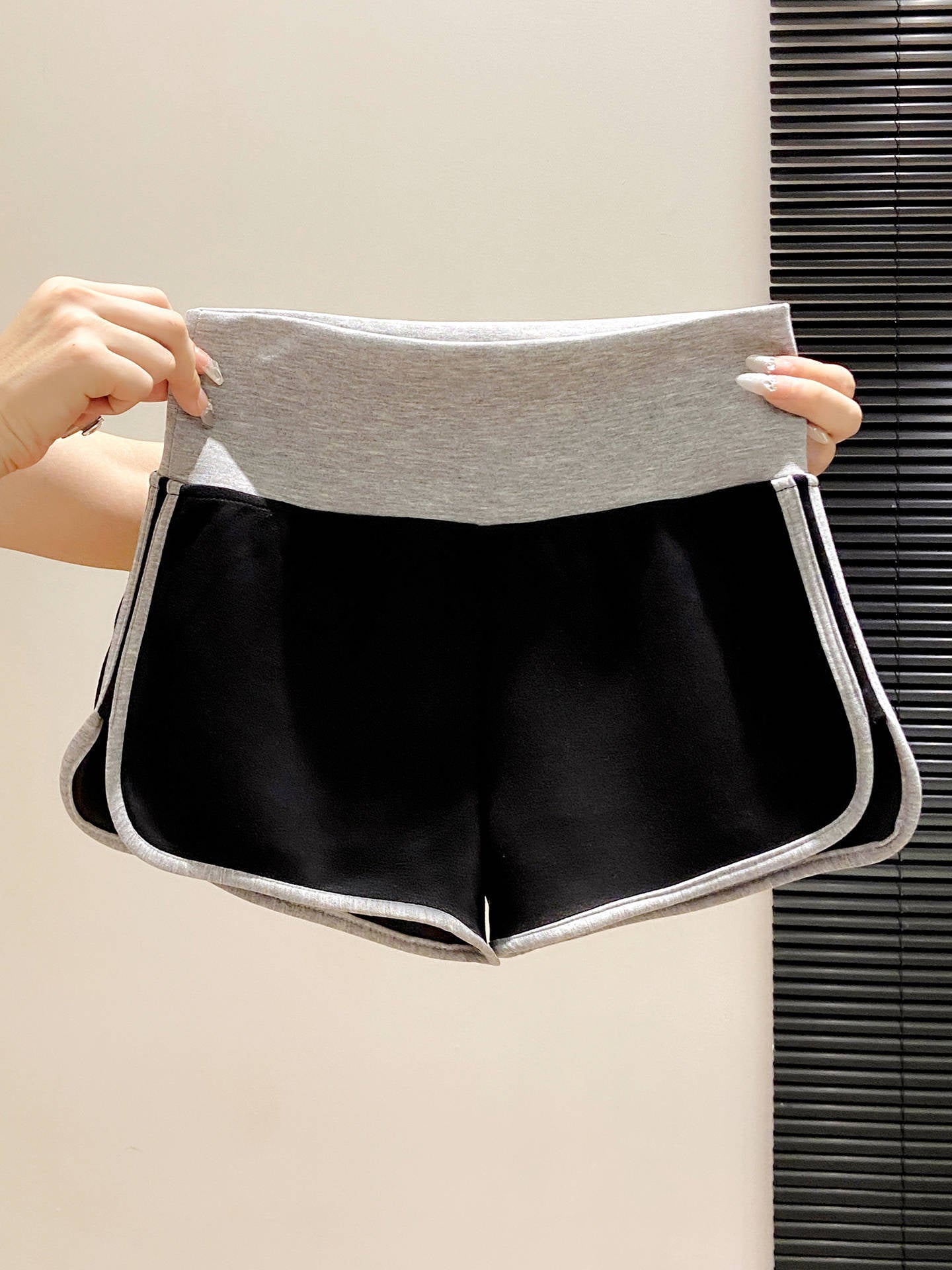 casual short pants for women