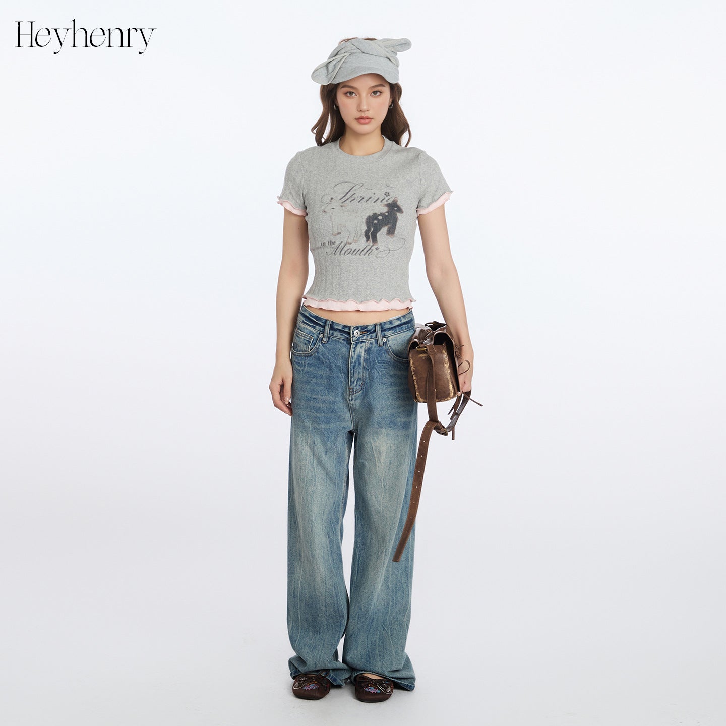 Regular Shoulder Short Sleeve T-Shirt for Women, Two-Piece Look, Fitted Crop Top