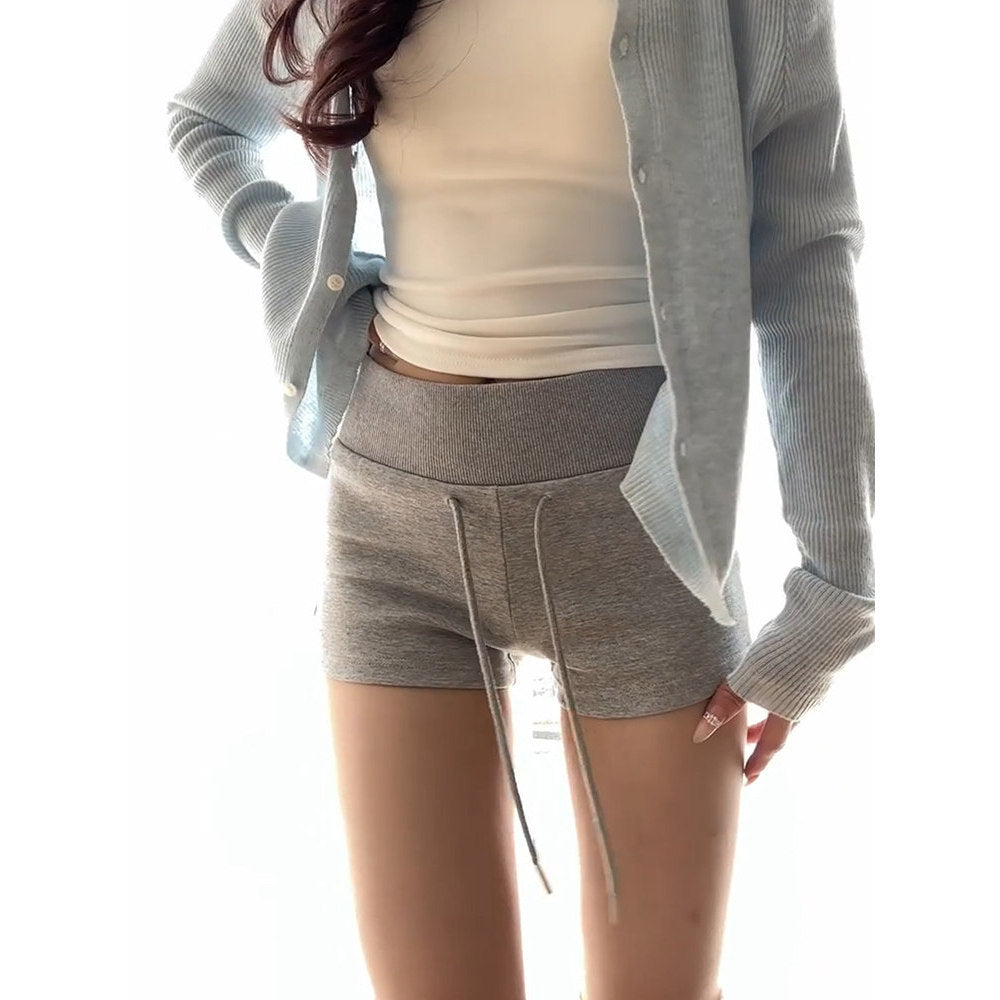 Sweet and Spicy Girl A-Line High-Waisted Three-Quarter Shorts